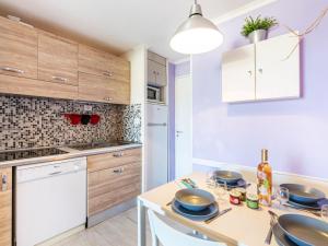 Apartment Le Belvédère - R1 110 by Interhome