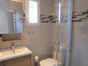 Maisons de vacances Holiday Home LE JADE by Interhome : photos des chambres