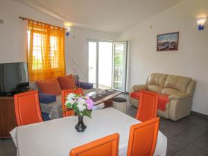 Apartment Ivanka - SRD320 by Interhome 