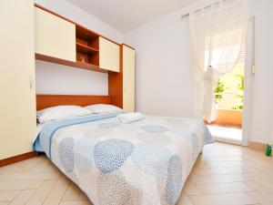 Apartment Tanja-1 by Interhome