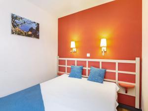 Apartment Village Cap Estérel - LEsquinade-56 by Interhome