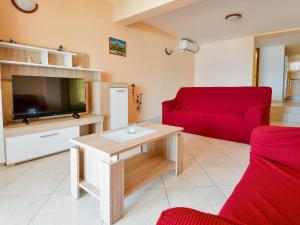 Apartment Tanja-3 by Interhome