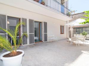 Apartment Bougainvillea Home by Interhome