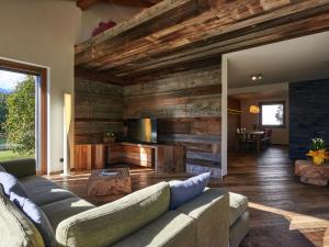 Villa Woodhouse by Interhome