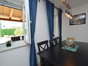 Holiday Home Lana by Interhome