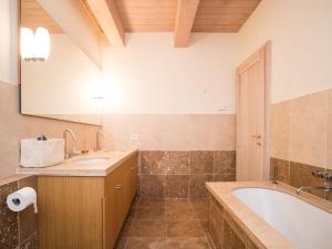 Holiday Home Villa Aquila by Interhome