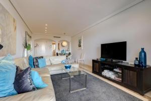 2 bed-rooms with a view