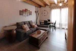 Apartment with Balcony room in CASA RURAL EL VENTANICO