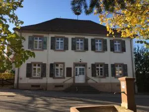 Altes Schulhaus Mutschelbach - Langensteinbach