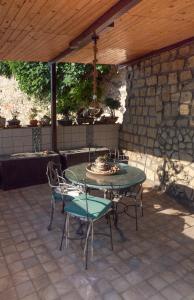 The Heart of Naples - Neapolitana