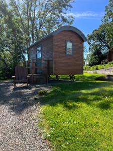 Oakwell holiday village