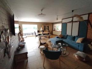 Villas Magnifique villa avec piscine : photos des chambres