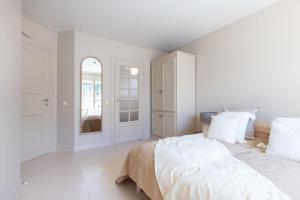 Banga & Sunrise Nida