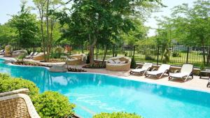 Bratanov Harmony Suites Dream Island Apartments
