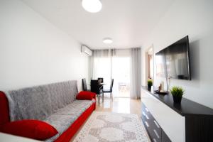 Прекрасная квартира где есть бассейн и парковка