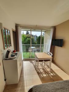 Appartements Studio lumineux au calme, vue sur le parc : Appartement 1 Chambre