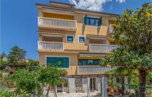 Stunning Apartment In Crikvenica With 2 Bedrooms And Wifi