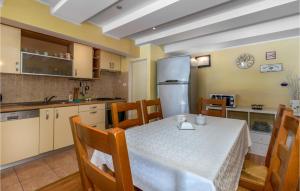 Stunning Apartment In Crikvenica With 2 Bedrooms And Wifi