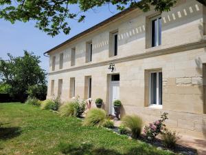 B&B / Chambres d'hotes Chambre Bordeaux, piscine et spa : photos des chambres