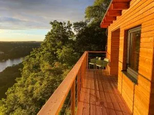 Chatka - B - Vyhlídka nad řekou - Řež