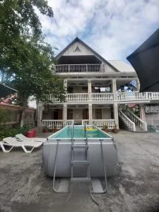 Linda Guest house - Tsinsvla