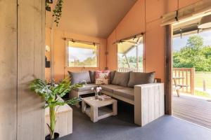 Glamping lodge with Eco-Wellness