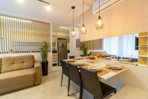 Porto Madero - Apartamento em Condo com Piscina