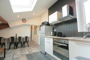 Le Classy, T3 hypercentre chic et cosy, Wifi par SOVALFI