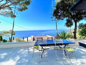 VILLA 650, Vue Mer magnifique, entièrement rénovée avec piscine