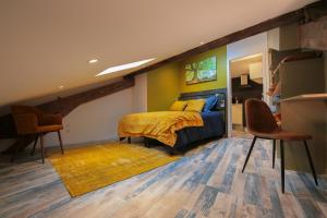 La Forêt, T2 hypercentre chic et cosy, Wifi par SOVALFI