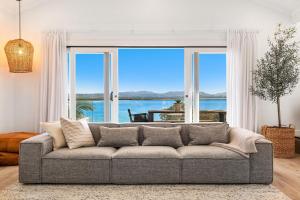 Sway - stunning 5 BR beach house with pool