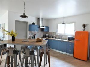 Maisons de vacances Luxurious Holiday Home in Gironde with Private Garden : photos des chambres