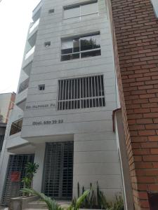 Conquistadores Romantic, Medellín