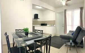 Departamento 2 habitaciones vista a la alberca Sky by EITA