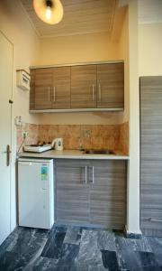 Studio (3 Adults)