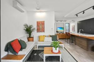 Carinya - Secluded luxury minutes from the beach