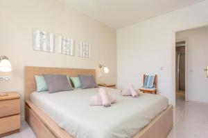 Los Delfines Biniforcat