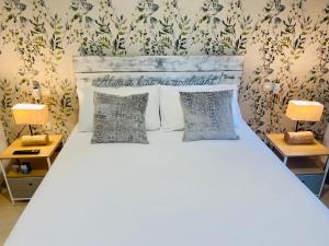 Marbella Pleasant Duplex by Elviria Las dunas beach