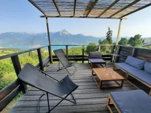 Chalet bioclimatique avec vue sur le lac de Serre Ponçon - 雷阿隆