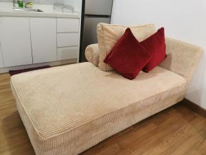 Apple Home 2 at Menara Simfoni, King Size Bed, Cheras, Nexflix, Wifi, Parking