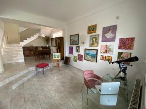 Atelié Γιούλη