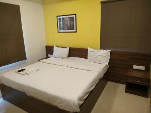 Kadavil Suites Rooms and Apartments Edappally