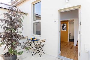 Vila Burgães by LovelyStay