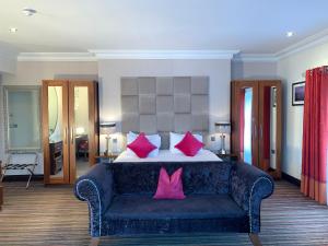 The Whistledown Hotel