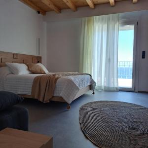Nisaki Hotel & Elite Suites