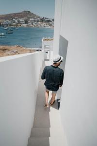 CUBIC Mykonos Seafront Design Suites