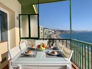 Carvajal Luxury apartment in first line