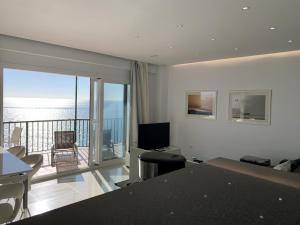 Carvajal Luxury apartment in first line