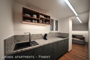 4 Winds Apartments