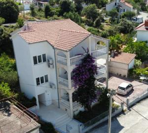 VILLA MIA TROGIR